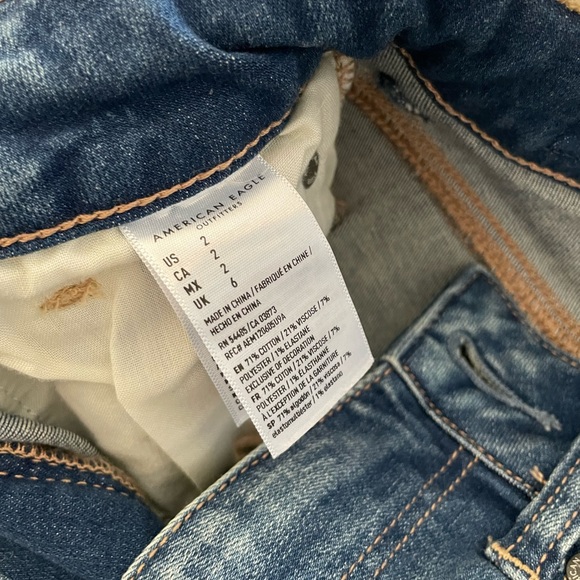 American Eagle Shorts - Picture 4 of 4